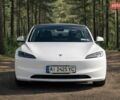 Білий Тесла Модель 3, об'ємом двигуна 0 л та пробігом 27 тис. км за 33800 $, фото 1 на Automoto.ua