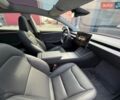 Белый Тесла Модель 3, объемом двигателя 0 л и пробегом 9 тыс. км за 32999 $, фото 32 на Automoto.ua