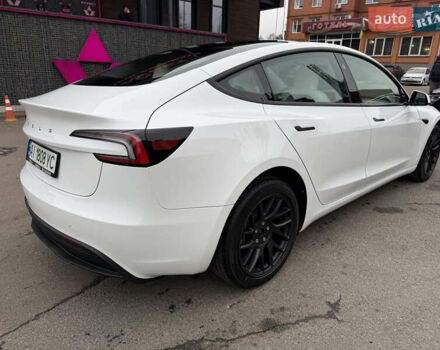 Білий Тесла Модель 3, об'ємом двигуна 0 л та пробігом 4 тис. км за 27999 $, фото 1 на Automoto.ua