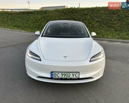 Белый Тесла Модель 3, объемом двигателя 0 л и пробегом 32 тыс. км за 27800 $, фото 2 на Automoto.ua