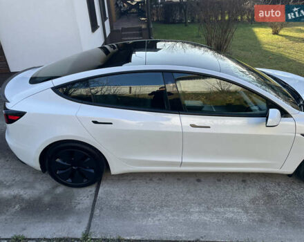Білий Тесла Модель 3, об'ємом двигуна 0 л та пробігом 45 тис. км за 24000 $, фото 17 на Automoto.ua