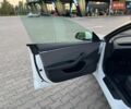 Белый Тесла Модель 3, объемом двигателя 0 л и пробегом 39 тыс. км за 23500 $, фото 30 на Automoto.ua