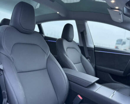 Белый Тесла Модель 3, объемом двигателя 0 л и пробегом 2 тыс. км за 32700 $, фото 20 на Automoto.ua