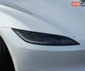 Белый Тесла Модель 3, объемом двигателя 0 л и пробегом 9 тыс. км за 32999 $, фото 4 на Automoto.ua