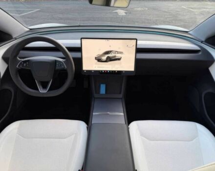 Белый Тесла Модель 3, объемом двигателя 0 л и пробегом 18 тыс. км за 8200 $, фото 7 на Automoto.ua