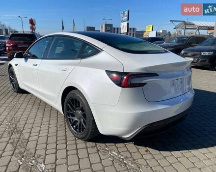 Белый Тесла Модель 3, объемом двигателя 0 л и пробегом 1 тыс. км за 28900 $, фото 4 на Automoto.ua