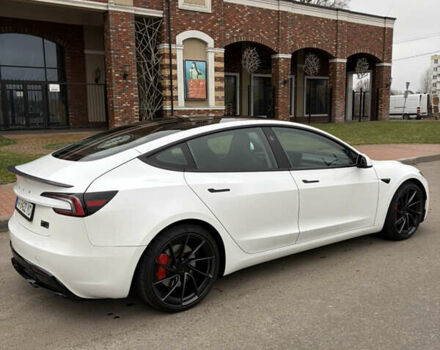 Белый Тесла Модель 3, объемом двигателя 0 л и пробегом 172 тыс. км за 38500 $, фото 2 на Automoto.ua