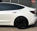 Білий Тесла Модель 3, об'ємом двигуна 0 л та пробігом 25 тис. км за 32000 $, фото 6 на Automoto.ua