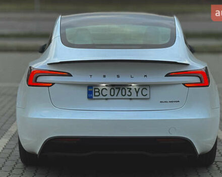 Белый Тесла Модель 3, объемом двигателя 0 л и пробегом 16 тыс. км за 33999 $, фото 3 на Automoto.ua