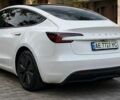 Белый Тесла Модель 3, объемом двигателя 0 л и пробегом 25 тыс. км за 29900 $, фото 4 на Automoto.ua