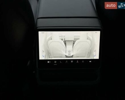 Белый Тесла Модель 3, объемом двигателя 0 л и пробегом 1 тыс. км за 30999 $, фото 10 на Automoto.ua