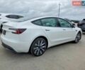 Білий Тесла Модель 3, об'ємом двигуна 0 л та пробігом 48 тис. км за 11900 $, фото 3 на Automoto.ua