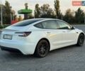 Белый Тесла Модель 3, объемом двигателя 0 л и пробегом 39 тыс. км за 23500 $, фото 28 на Automoto.ua
