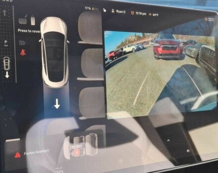 Білий Тесла Модель 3, об'ємом двигуна 0 л та пробігом 26 тис. км за 15000 $, фото 7 на Automoto.ua