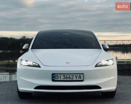 Белый Тесла Модель 3, объемом двигателя 0 л и пробегом 14 тыс. км за 27500 $, фото 12 на Automoto.ua