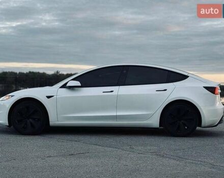 Белый Тесла Модель 3, объемом двигателя 0 л и пробегом 14 тыс. км за 27500 $, фото 22 на Automoto.ua