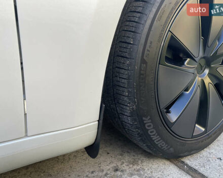 Білий Тесла Модель 3, об'ємом двигуна 0 л та пробігом 45 тис. км за 24000 $, фото 18 на Automoto.ua