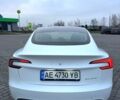 Белый Тесла Модель 3, объемом двигателя 0.33 л и пробегом 2 тыс. км за 32700 $, фото 4 на Automoto.ua
