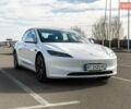 Білий Тесла Модель 3, об'ємом двигуна 0 л та пробігом 27 тис. км за 34000 $, фото 3 на Automoto.ua