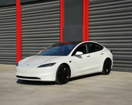 Белый Тесла Модель 3, объемом двигателя 0 л и пробегом 11 тыс. км за 16500 $, фото 2 на Automoto.ua