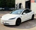 Білий Тесла Модель 3, об'ємом двигуна 0 л та пробігом 25 тис. км за 32000 $, фото 3 на Automoto.ua