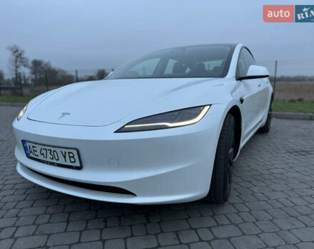Белый Тесла Модель 3, объемом двигателя 0 л и пробегом 2 тыс. км за 32700 $, фото 10 на Automoto.ua