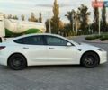 Белый Тесла Модель 3, объемом двигателя 0 л и пробегом 39 тыс. км за 23500 $, фото 29 на Automoto.ua