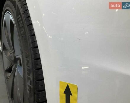 Тесла Модель 3 2024 у Києві на Automoto.ua Білий Тесла Модель 3, об'ємом двигуна 0 л та пробігом 14 тис. км за 28500 $, фото 18 на Automoto.ua