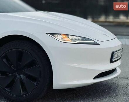 Белый Тесла Модель 3, объемом двигателя 0 л и пробегом 14 тыс. км за 27500 $, фото 17 на Automoto.ua