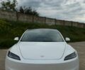 Білий Тесла Модель 3, об'ємом двигуна 0 л та пробігом 50 тис. км за 27500 $, фото 2 на Automoto.ua