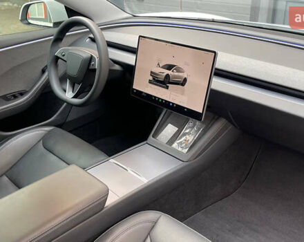 Белый Тесла Модель 3, объемом двигателя 0 л и пробегом 34 тыс. км за 25300 $, фото 13 на Automoto.ua