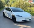 Білий Тесла Модель 3, об'ємом двигуна 0 л та пробігом 26 тис. км за 24600 $, фото 2 на Automoto.ua