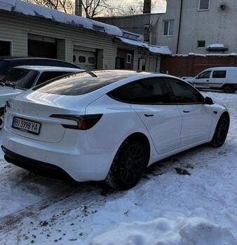 Белый Тесла Модель 3, объемом двигателя 0 л и пробегом 5 тыс. км за 28900 $, фото 2 на Automoto.ua
