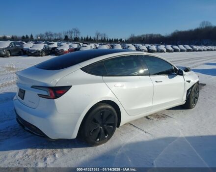 Белый Тесла Модель 3, объемом двигателя 0 л и пробегом 22 тыс. км за 19700 $, фото 5 на Automoto.ua