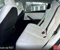 Белый Тесла Модель 3, объемом двигателя 0.32 л и пробегом 3 тыс. км за 32000 $, фото 12 на Automoto.ua