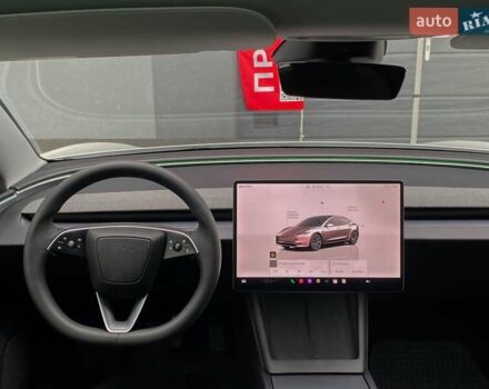 Білий Тесла Модель 3, об'ємом двигуна 0 л та пробігом 4 тис. км за 33999 $, фото 15 на Automoto.ua