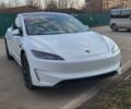Белый Тесла Модель 3, объемом двигателя 0 л и пробегом 4 тыс. км за 32500 $, фото 1 на Automoto.ua