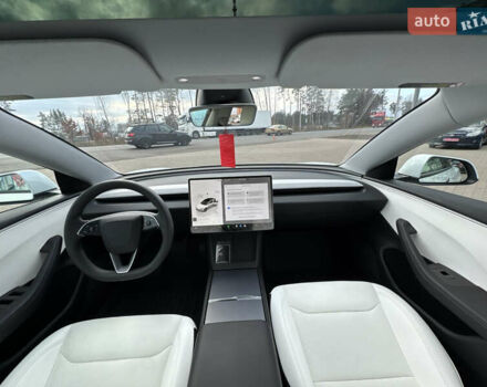 Білий Тесла Модель 3, об'ємом двигуна 0 л та пробігом 3 тис. км за 29000 $, фото 1 на Automoto.ua