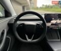 Білий Тесла Модель 3, об'ємом двигуна 0 л та пробігом 9 тис. км за 31500 $, фото 16 на Automoto.ua