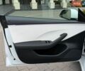 Білий Тесла Модель 3, об'ємом двигуна 0 л та пробігом 13 тис. км за 27400 $, фото 47 на Automoto.ua