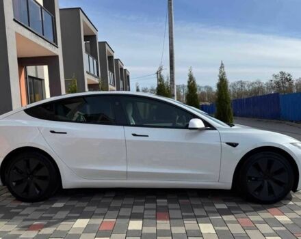 Білий Тесла Модель 3, об'ємом двигуна 0 л та пробігом 5 тис. км за 17900 $, фото 2 на Automoto.ua