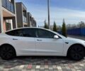 Білий Тесла Модель 3, об'ємом двигуна 0 л та пробігом 5 тис. км за 17900 $, фото 2 на Automoto.ua
