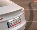 Белый Тесла Модель 3, объемом двигателя 0 л и пробегом 23 тыс. км за 26800 $, фото 24 на Automoto.ua