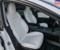 Белый Тесла Модель 3, объемом двигателя 0 л и пробегом 23 тыс. км за 26800 $, фото 92 на Automoto.ua