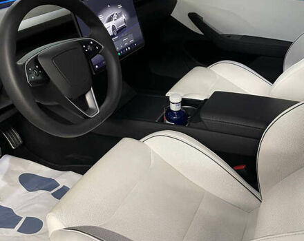 Білий Тесла Модель 3, об'ємом двигуна 0 л та пробігом 10 тис. км за 44900 $, фото 8 на Automoto.ua