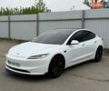 Белый Тесла Модель 3, объемом двигателя 0 л и пробегом 2 тыс. км за 29200 $, фото 2 на Automoto.ua
