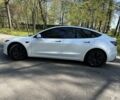 Белый Тесла Модель 3, объемом двигателя 0 л и пробегом 16 тыс. км за 30400 $, фото 3 на Automoto.ua
