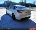 Белый Тесла Модель 3, объемом двигателя 0.32 л и пробегом 3 тыс. км за 32000 $, фото 3 на Automoto.ua