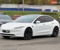 Белый Тесла Модель 3, объемом двигателя 0 л и пробегом 77 тыс. км за 31000 $, фото 1 на Automoto.ua