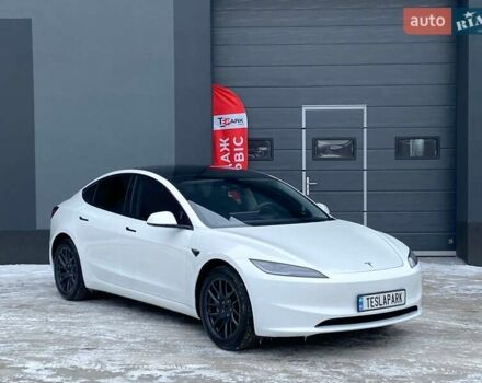 Білий Тесла Модель 3, об'ємом двигуна 0 л та пробігом 4 тис. км за 33999 $, фото 9 на Automoto.ua